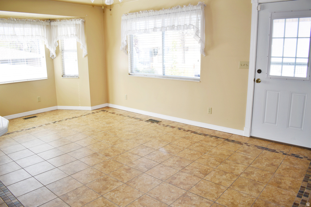 5316 S 2150 W Taylorsville, UT 84129