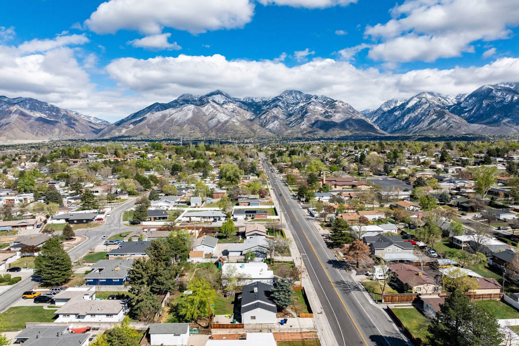 1371 E 8600 S Sandy, UT 84093