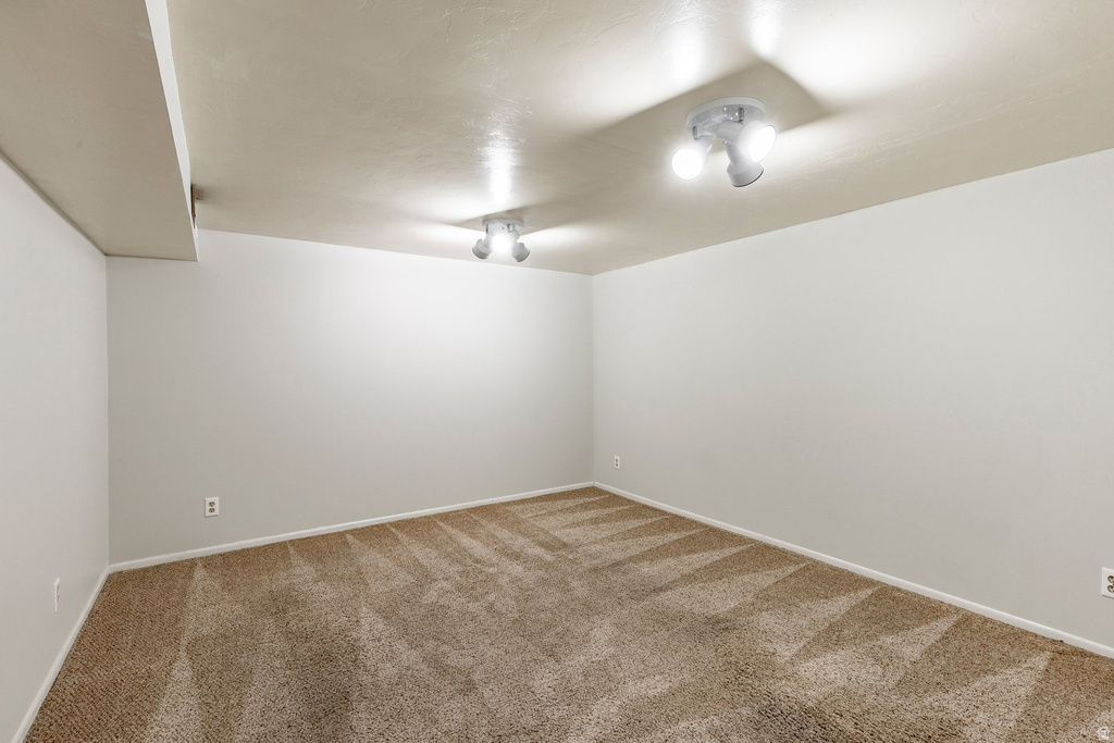 1371 E 8600 S Sandy, UT 84093