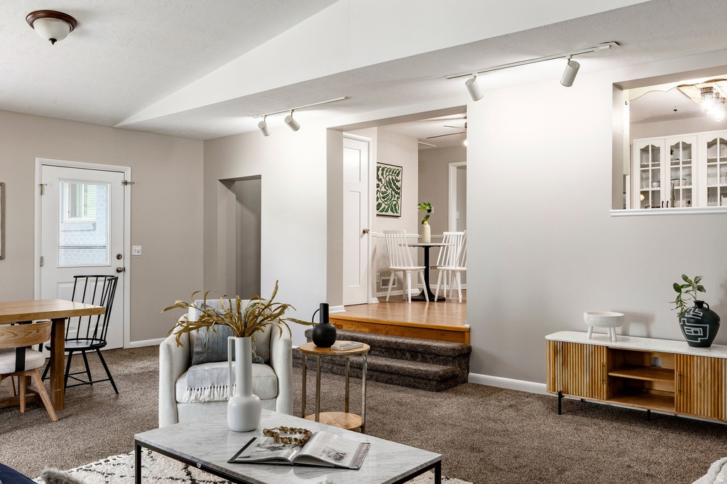 1371 E 8600 S Sandy, UT 84093