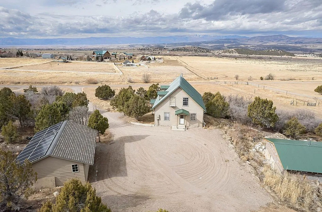 20030 N 12615 E Mt Pleasant, UT 84647