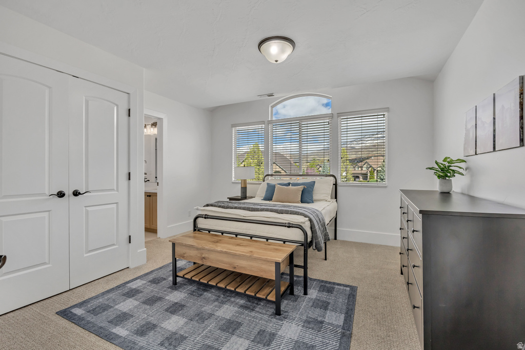 5843 W CENTURY HEIGHTS DR Highland, UT 84003