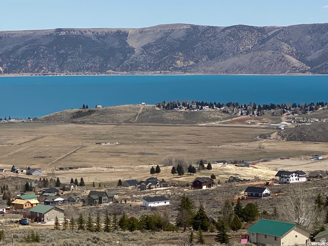 2965 S SUNSET CIR Garden City, UT 84028