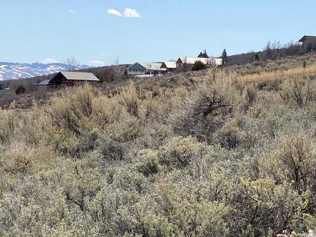 2965 S SUNSET CIR Garden City, UT 84028