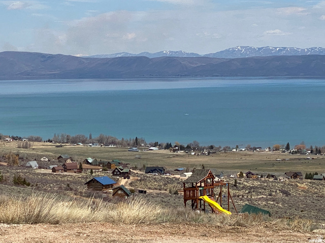 2965 S SUNSET CIR Garden City, UT 84028