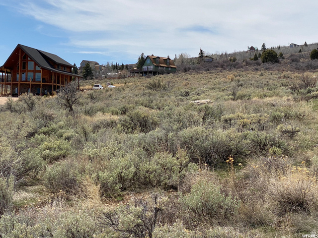 2965 S SUNSET CIR Garden City, UT 84028