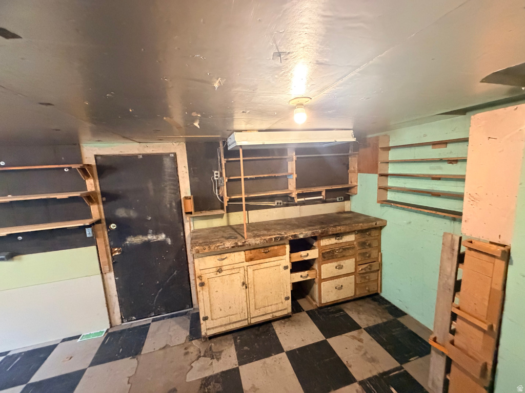 9530 S INDIAN RIDGE DR Sandy, UT 84092