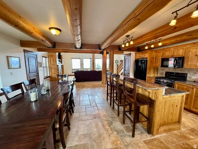 2724 S STICKSEED CIR Garden City, UT 84028