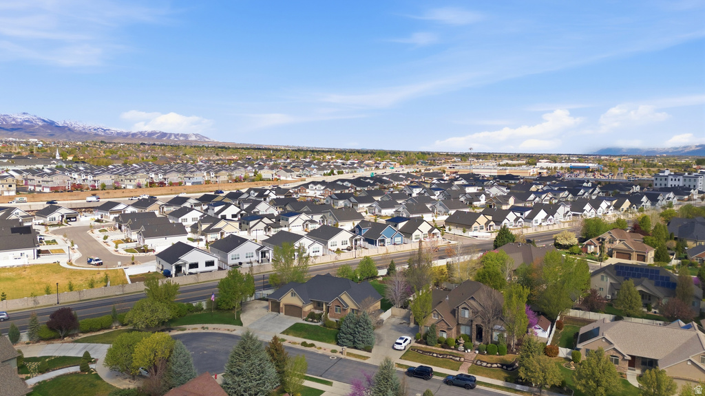 3518 W CARIBOU CIR South Jordan, UT 84095