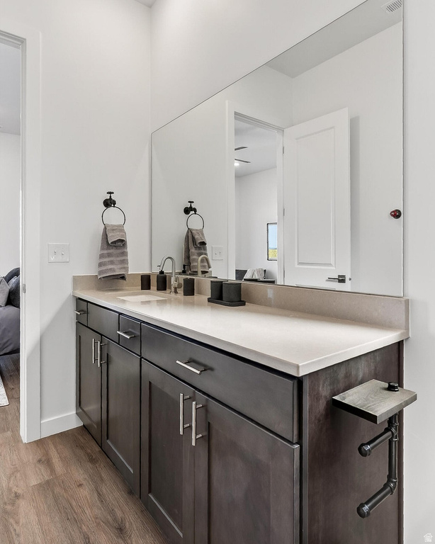 3074 W RUNWAY DR Cedar City, UT 84720