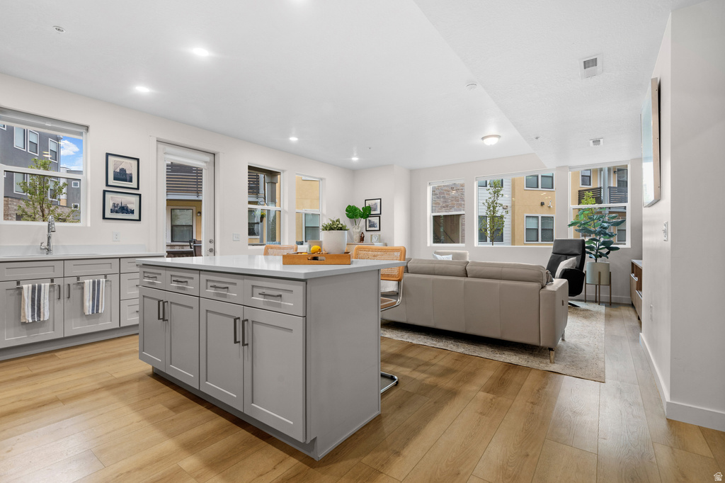 8355 S SKY MIRROR LN #M102 Midvale, UT 84047