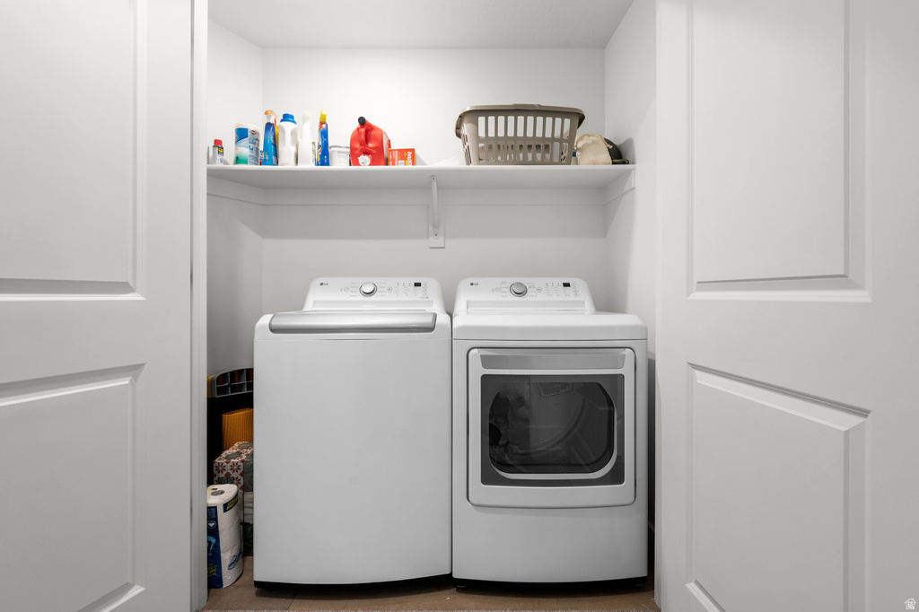 8355 S SKY MIRROR LN #M102 Midvale, UT 84047