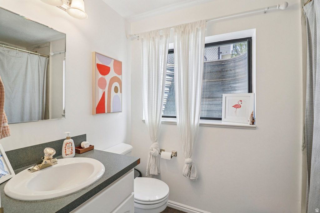 1107 W 450 S Layton, UT 84041