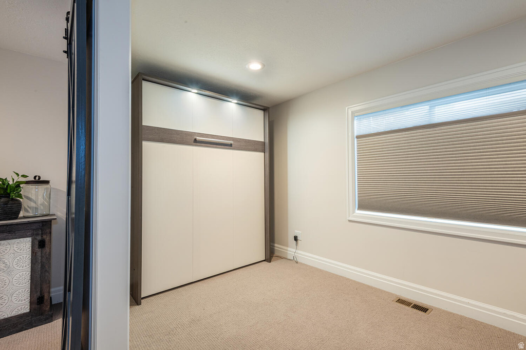 8364 S ETIENNE WAY Sandy, UT 84093