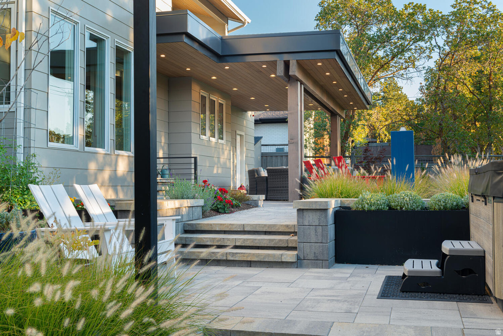 8364 S ETIENNE WAY Sandy, UT 84093