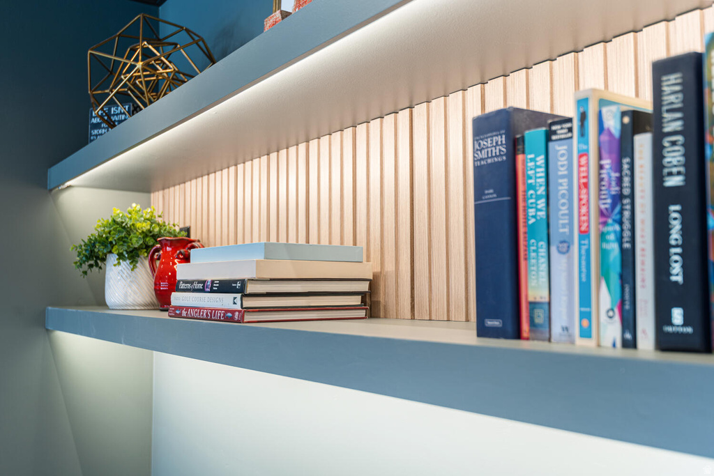 8364 S ETIENNE WAY Sandy, UT 84093