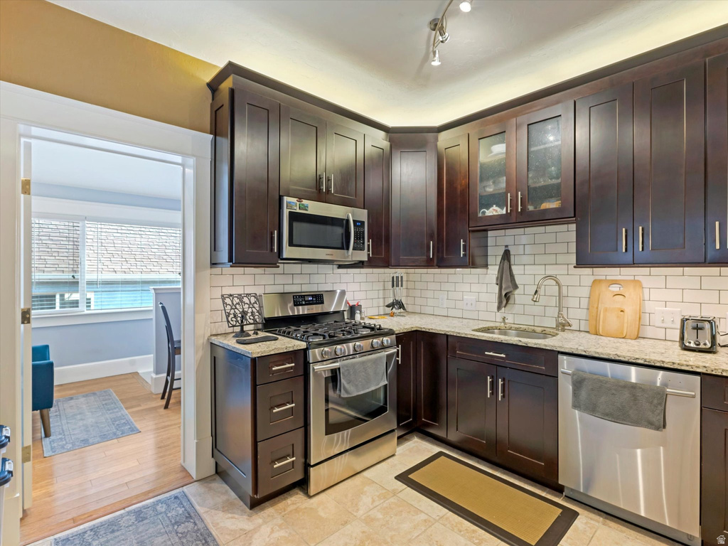 718 E EMERSON AVE Salt Lake City, UT 84105