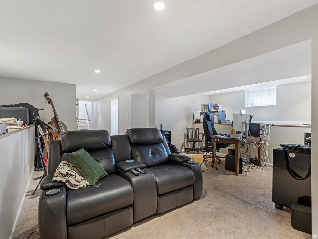 718 E EMERSON AVE Salt Lake City, UT 84105