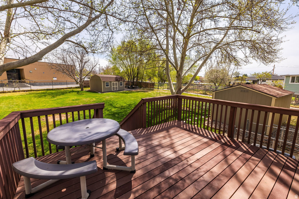 5548 S 2950 W Roy, UT 84067