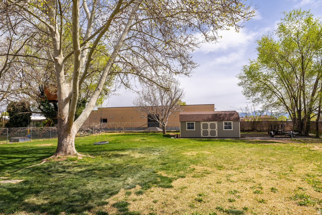 5548 S 2950 W Roy, UT 84067