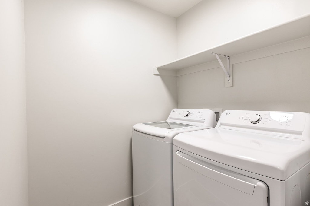 398 W 3050 N Lehi, UT 84043