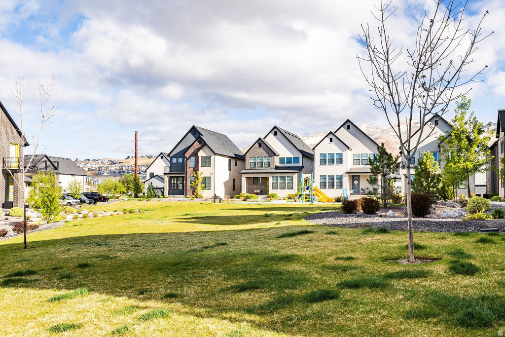 398 W 3050 N Lehi, UT 84043