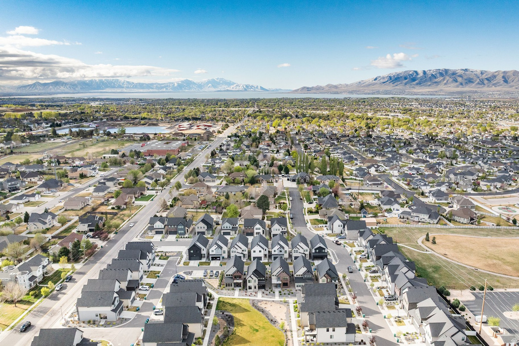 398 W 3050 N Lehi, UT 84043