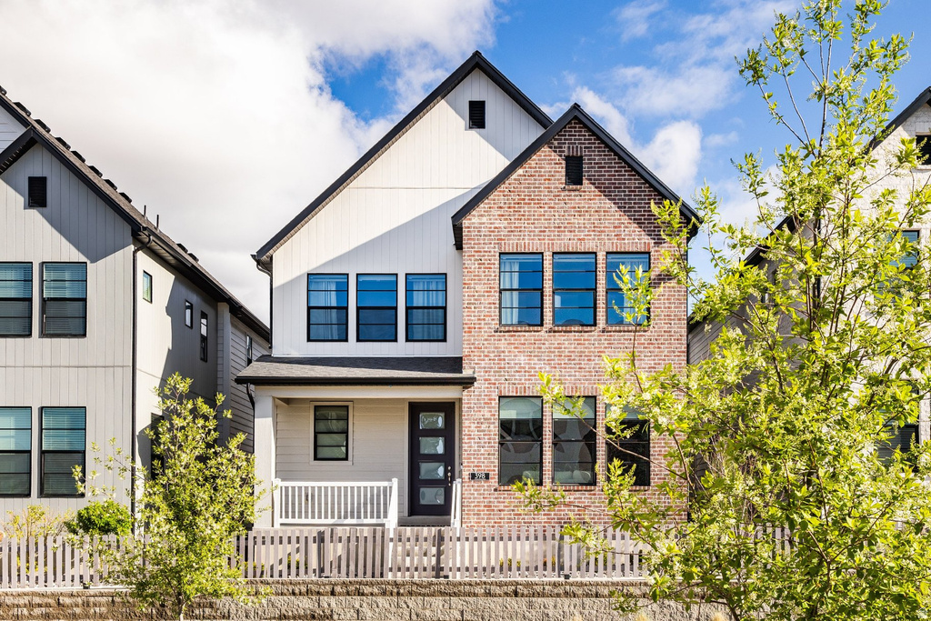 398 W 3050 N Lehi, UT 84043