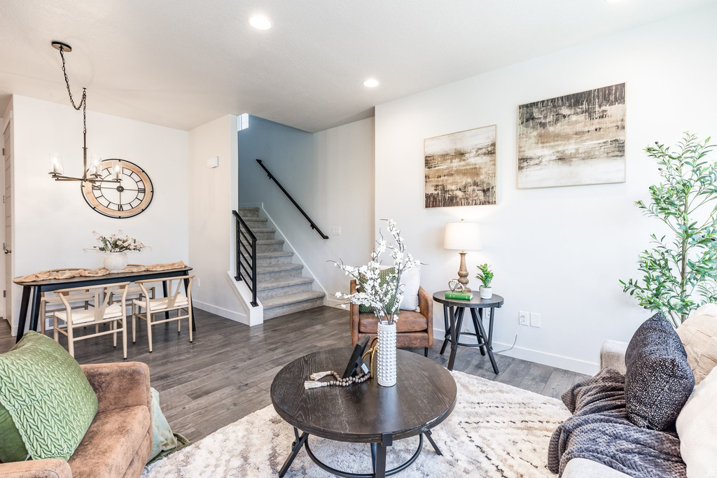 398 W 3050 N Lehi, UT 84043