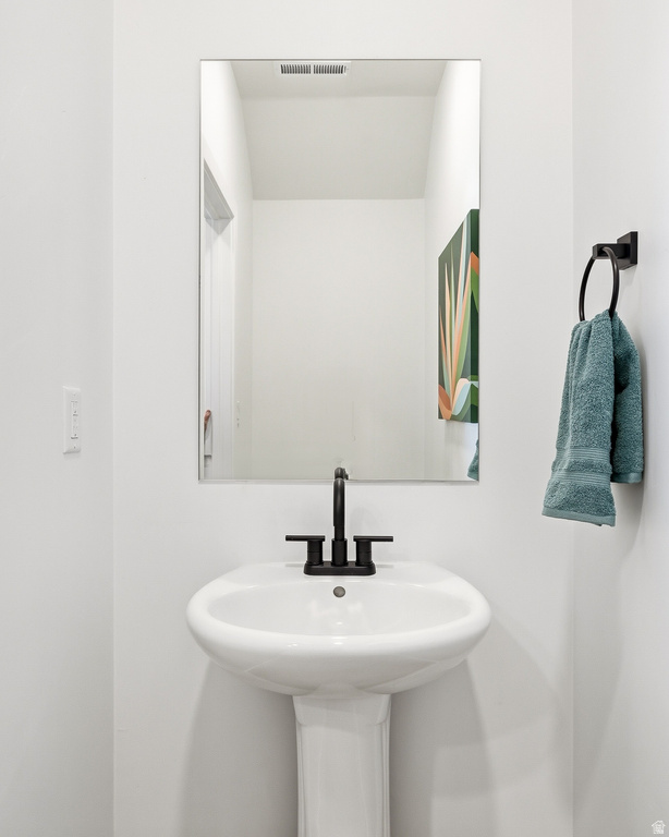 2974 W RUNWAY DR Cedar City, UT 84720