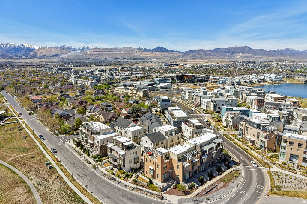 11271 S HIGH CREST LN South Jordan, UT 84009