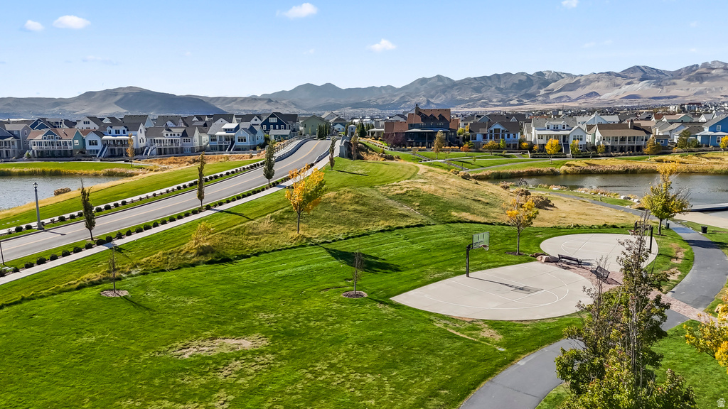 11271 S HIGH CREST LN South Jordan, UT 84009