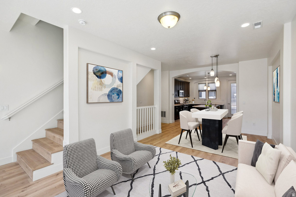 11271 S HIGH CREST LN South Jordan, UT 84009