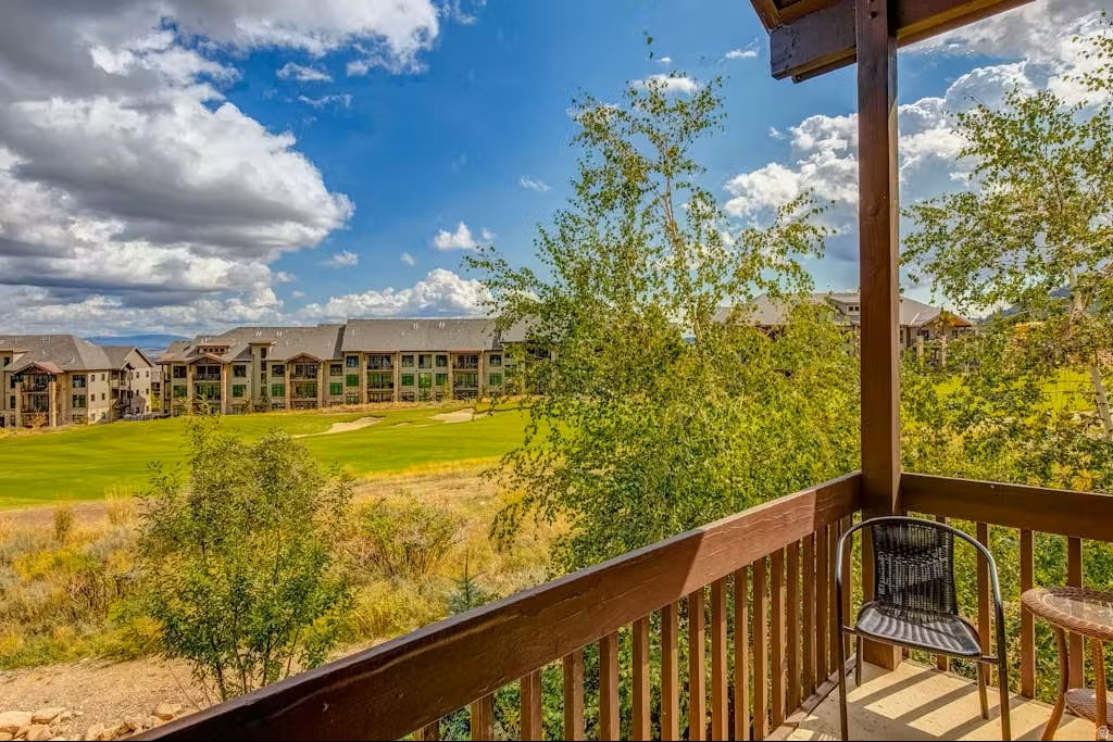 2025 CANYONS RESORT DR #Q8 Park City, UT 84098
