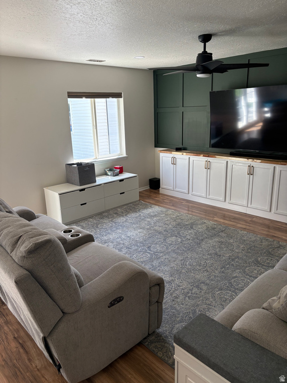 699 COUNTRY CLUB DR Stansbury Park, UT 84074