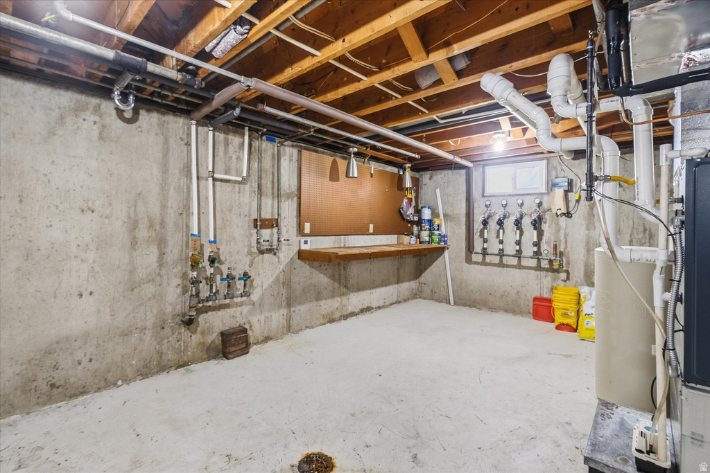 1441 ELLENDALE AVE Logan, UT 84321