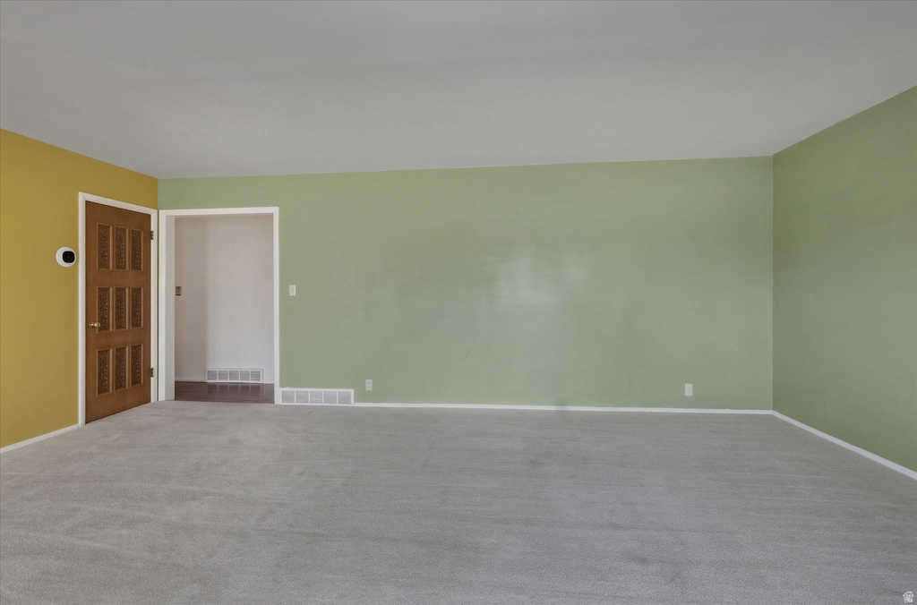 1441 ELLENDALE AVE Logan, UT 84321