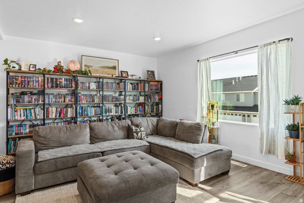 1083 E WATERWAY LN Saratoga Springs, UT 84045