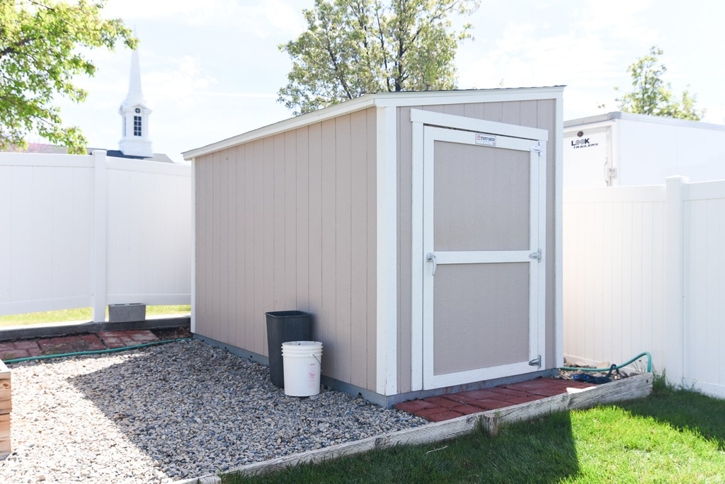 1402 N 650 E Tooele, UT 84074