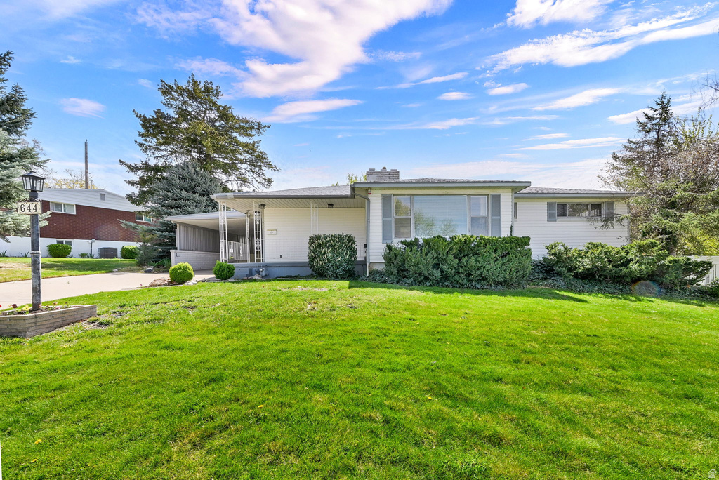 644 CRESTWOOD CIR Bountiful, UT 84010