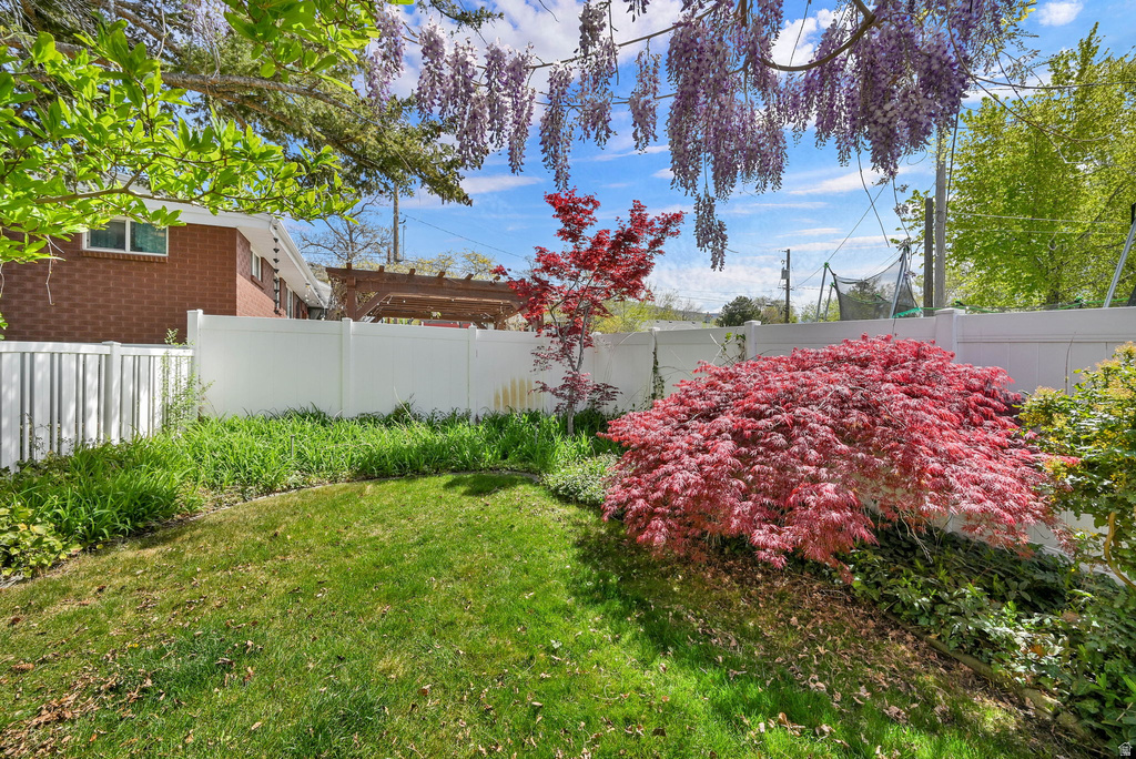 644 CRESTWOOD CIR Bountiful, UT 84010