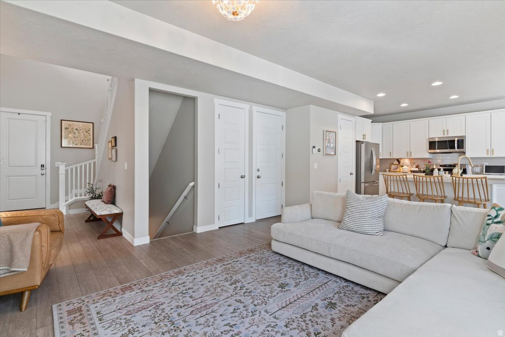 15 W ORCHARD LN Bountiful, UT 84010