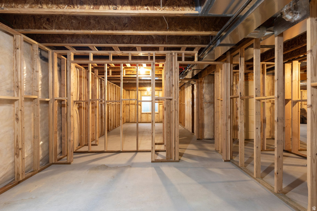 8232 N IRON HORSE DR Tooele, UT 84074