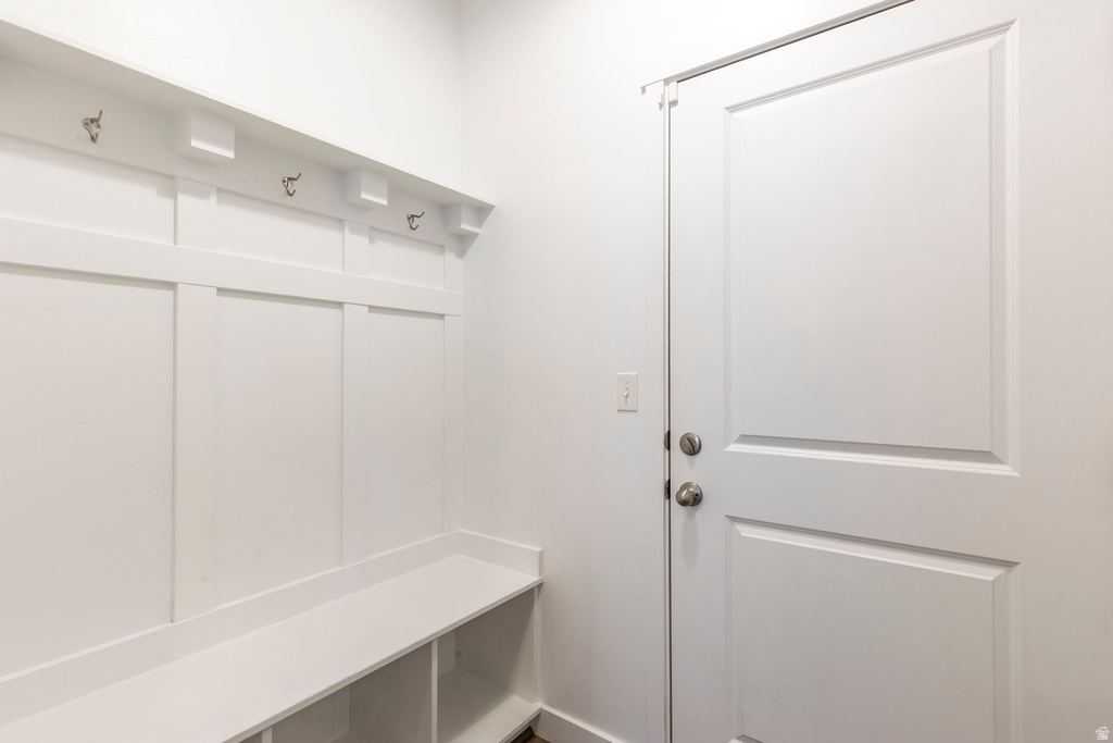 8232 N IRON HORSE DR Tooele, UT 84074