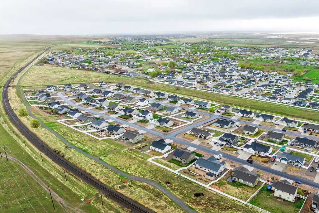 8232 N IRON HORSE DR Tooele, UT 84074
