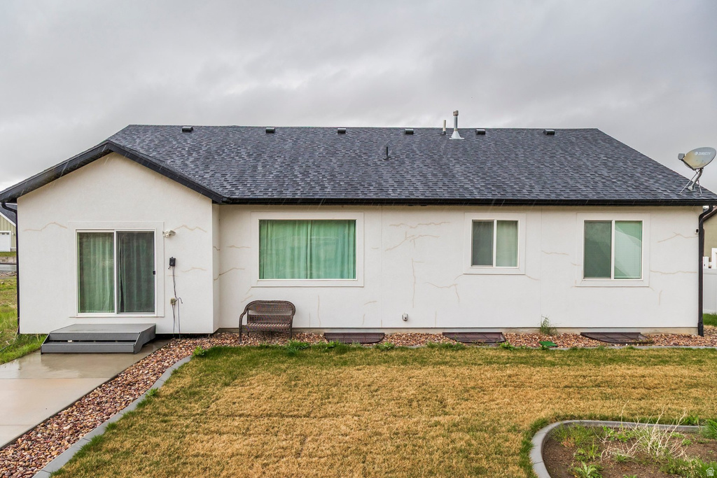 8232 N IRON HORSE DR Tooele, UT 84074