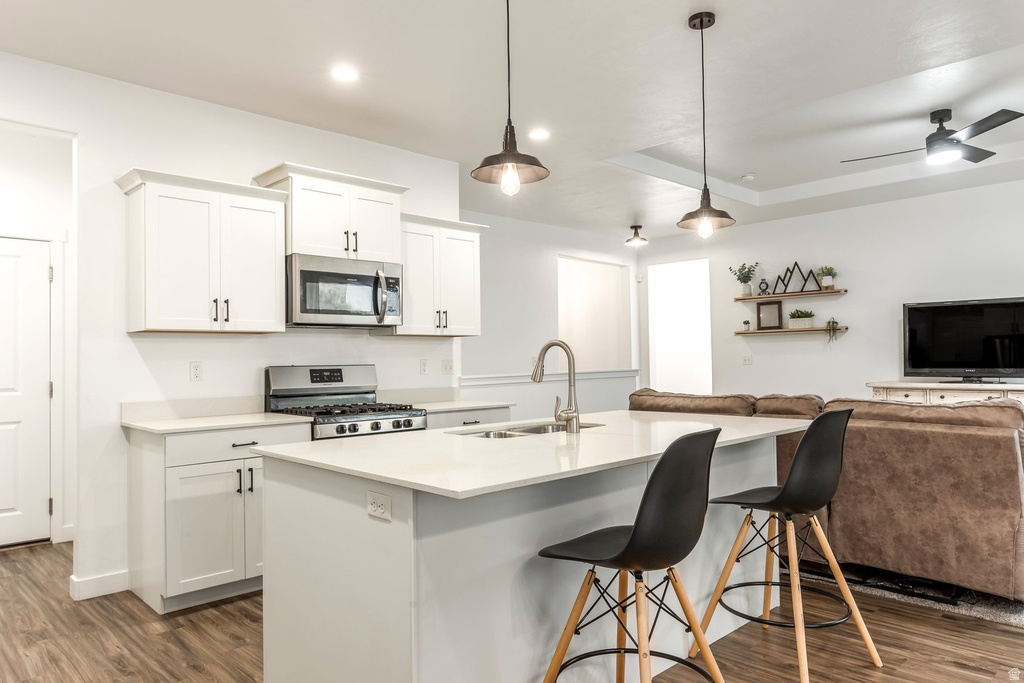 8232 N IRON HORSE DR Tooele, UT 84074