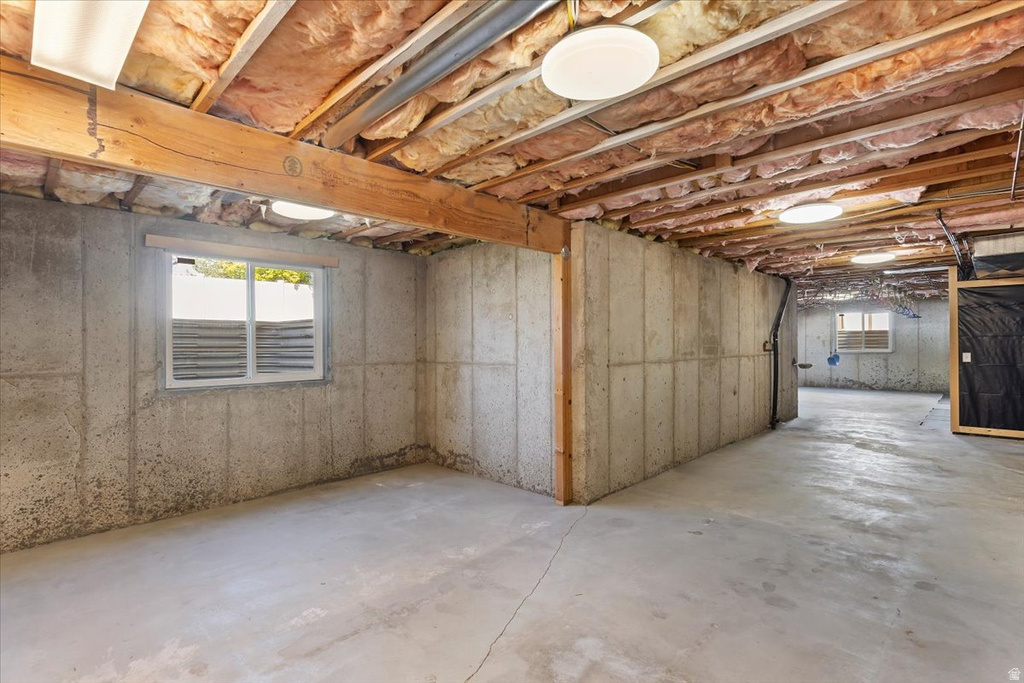 4061 S 950 W Riverdale, UT 84405