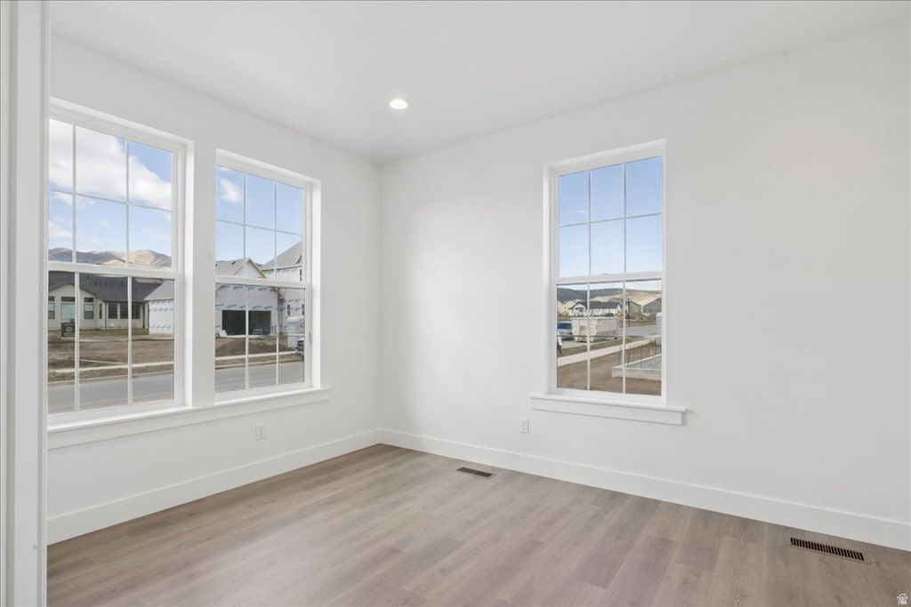 758 W CAROLINE DR #219 Saratoga Springs, UT 84045