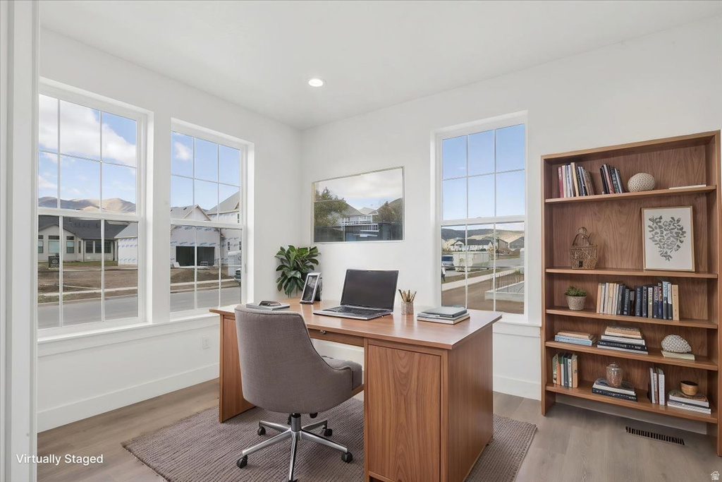 758 W CAROLINE DR #219 Saratoga Springs, UT 84045